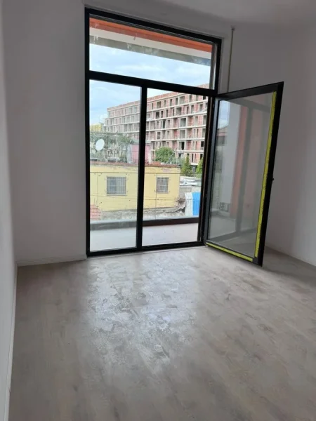 Tirane, shitet apartament 1+1+Ballkon Kati 2, 71 m² 90.000 € (Rruga dritan hoxha te ish dogana)