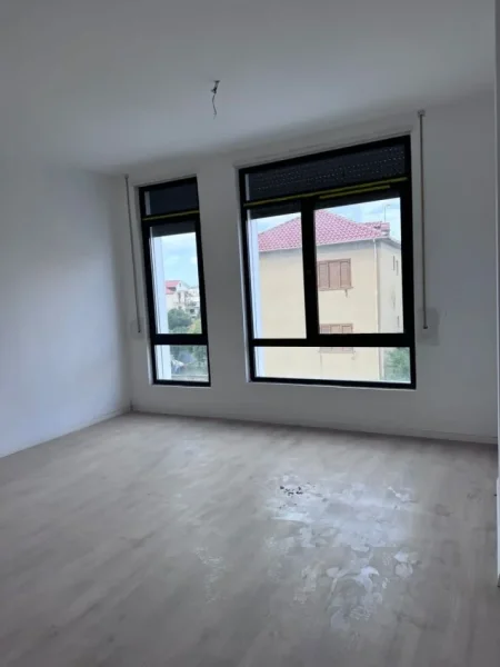 Tirane, shitet apartament 1+1+Ballkon Kati 2, 71 m² 90.000 € (Rruga dritan hoxha te ish dogana)
