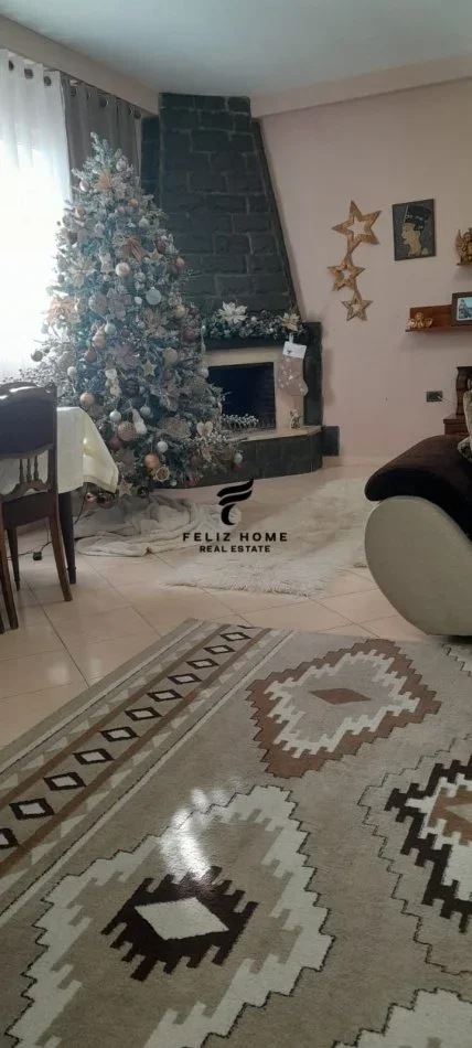 Tirane, shitet Vile 3+1+Ballkon Kati 2, 430 m² 250.000 € (MISTO MAME)