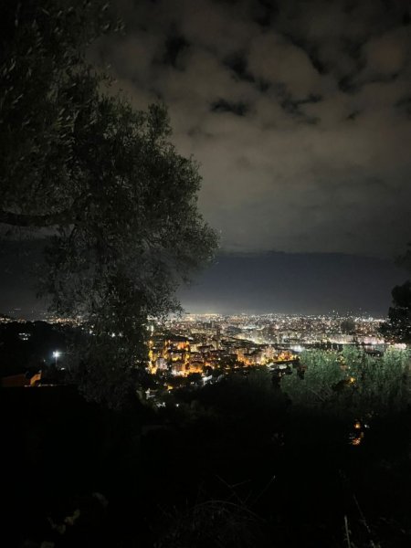 Tirane, jepet me qera shtepi 1+1+Ballkon Kati 0, 60 m² 600 € (SAUK I VJETER)