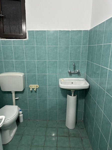 Tirane, jepet me qera garsonier 1+1 Kati 5, 45 m² 460 € (Qender - Paiaca)