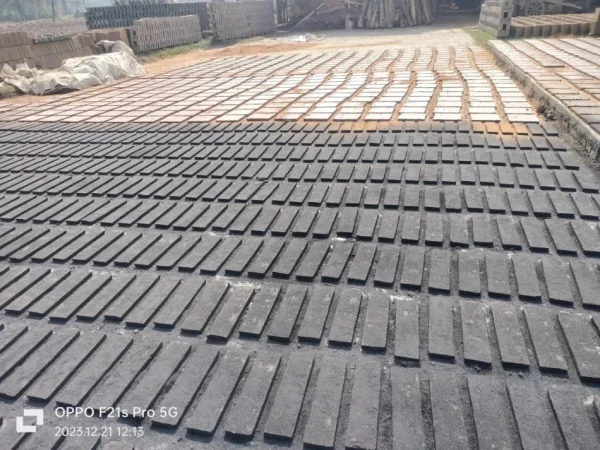 Tirane, shes Tulla shamat zjarrduruese të reja dhe të përdorura, Tulla balte antike, tulla xhami, etj,,, 10 €