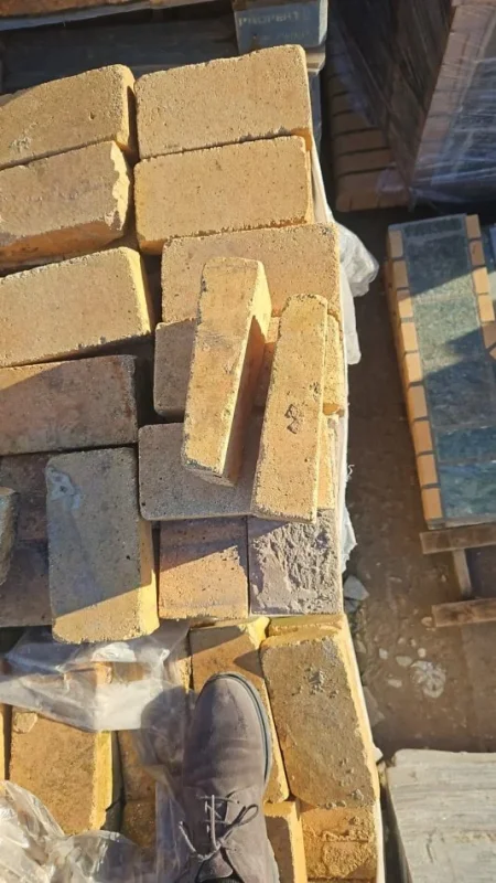 Tirane, shes Tulla, balte antike, tulla xhami, tulla shamat zjarrduruese të reja dhe të përdorura, oxhaqe, furra etj,,, 10 €