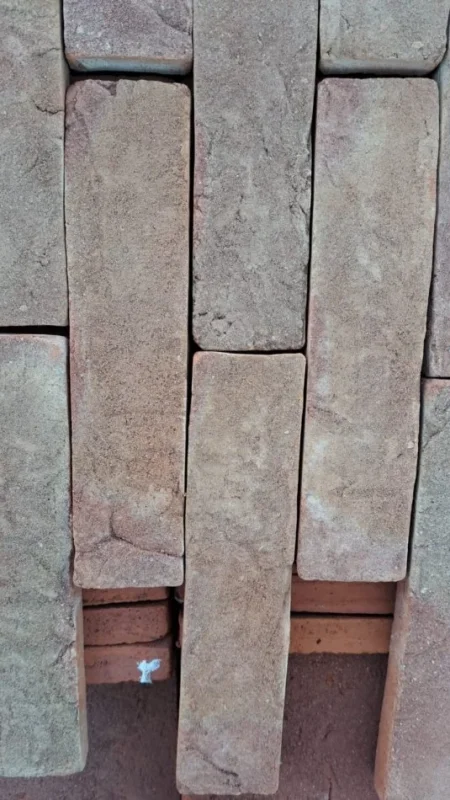 Tirane, shes Tulla shamat zjarrduruese të reja dhe të përdorura, tulla balte antike, tulla xhami etj,,, 10 €