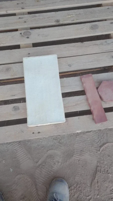 Tirane, shes Tulla shamat të reja dhe të përdorura, tulla xhami, tulla balte dekorative, etj 10 €