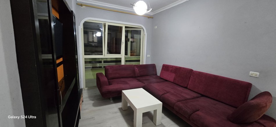 jepet me qera 1+1 Kati 2, 350 € (Astir prane viles L)
