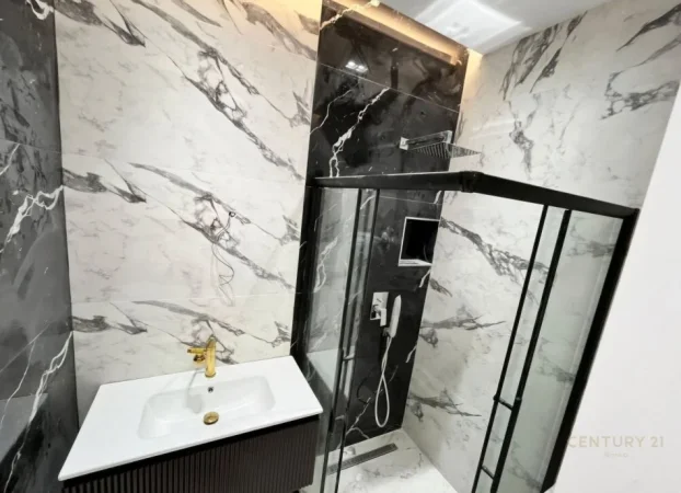 Tirane, shitet apartament 2+1 Kati 7, 117 m² 220.001 € (Astiri)