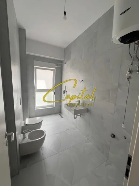 Tirane, shitet apartament 1+1 Kati 1, 52 m² 90.000 € (ALI DEMI)