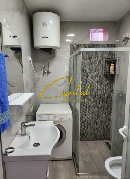 Tirane, jepet me qera apartament 2+1 Kati 3, 120 m² 500 € (KODRA E DIELLIT)