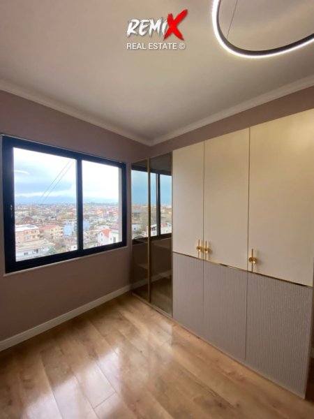 Durres Plazh, shitet apartament 1+1+Aneks+Ballkon Kati 7, 64 m² 89.000 € 