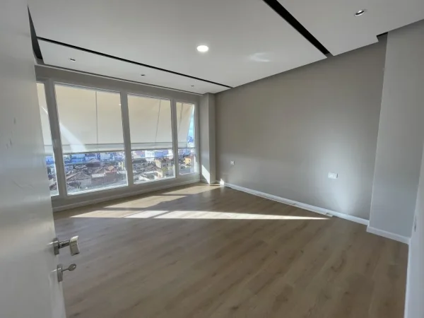 Tirane, shes apartament 3+1+Aneks+Ballkon Kati 5, 164 m² 280.000 € (Rruga Xhanfize Keko ( Te Profarma))