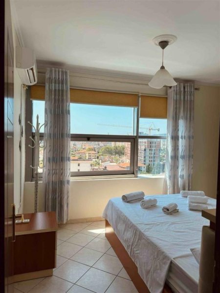 Tirane, jepet me qera apartament 3+1+Aneks+Ballkon Kati 7, 155 m² 1.150 € (DRITAN HOXHA)