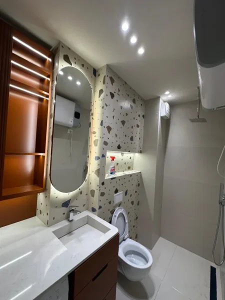 Tirane, jepet me qera garsonier 1+1 Kati 6, 40 m² 500 € (Selvia)
