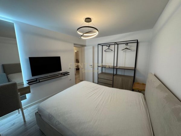 Tirane, jepet me qera apartament 2+1+Aneks+Ballkon Kati 2, 67 m² 650 € (MINE PEZA)
