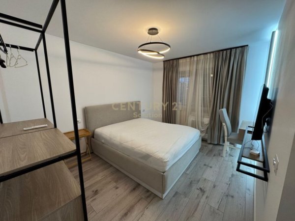 Tirane, jepet me qera apartament 2+1+Aneks+Ballkon Kati 2, 67 m² 650 € (MINE PEZA)