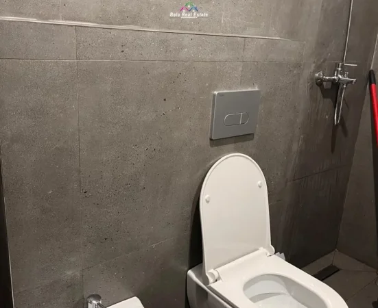 Tirane, jepet me qera apartament 1+1+Ballkon Kati 2, 63 m² 450 € (xhanfize keko)
