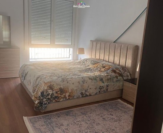 Tirane, jepet me qera apartament 1+1+Ballkon Kati 2, 63 m² 450 € (xhanfize keko)
