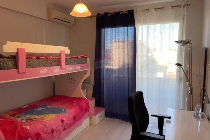 Tirane, jepet me qera apartament 2+1 , 105 m² 650 € (Tirana e Re - Liqeni i Tiranës)