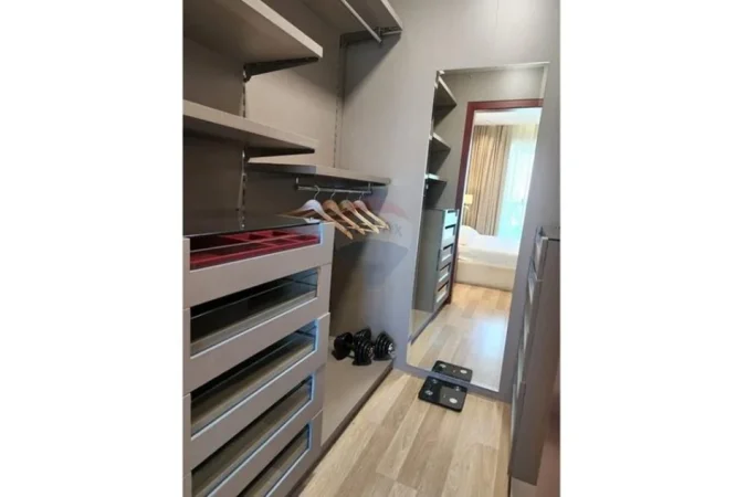 Tirane, jepet me qera apartament 2+1+Ballkon Kati 19, 95 m² 1.500 € (Stadiumi Air Albania)