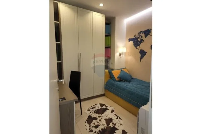 Tirane, jepet me qera apartament 2+1+Ballkon Kati 19, 95 m² 1.500 € (Stadiumi Air Albania)