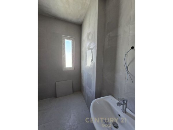 Tirane, jepet me qera apartament 3+1+Aneks+Ballkon Kati 10, 136 m² 650 € (RIVER RESIDENCE)