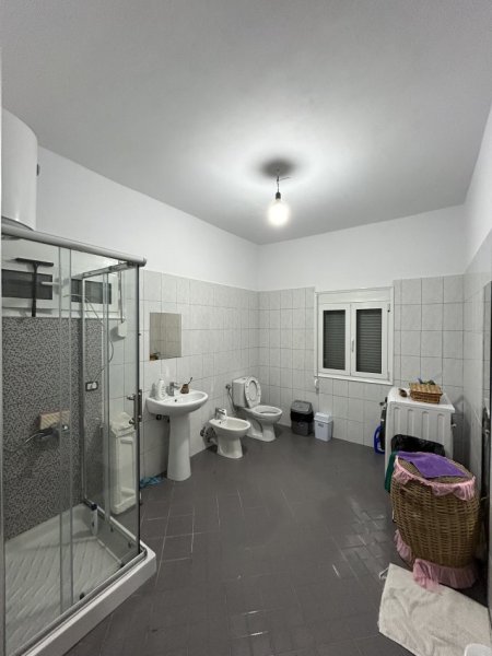 jepet me qera Vile 3+1 Kati 2, 500 m² 500 € (Vore)