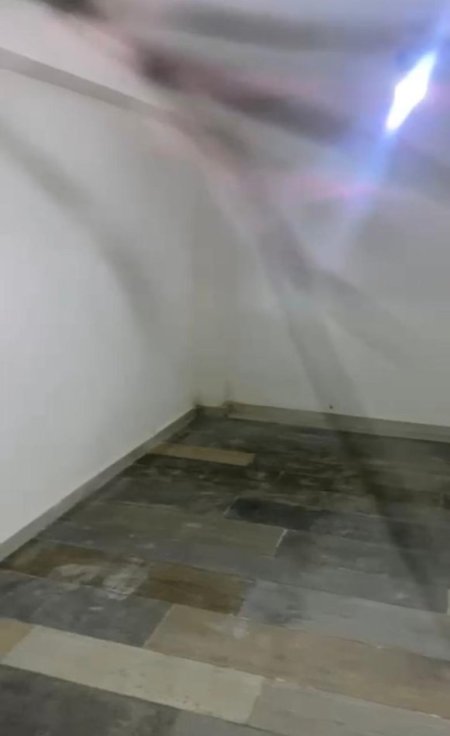 Tirane, jepet me qera garazh Kati -1, 70 m² 150 € (Rruga Ali Visha)