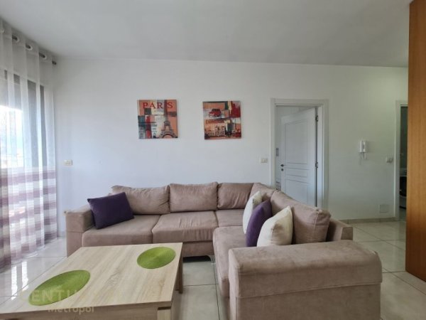 Tirane, jepet me qera apartament 1+1+Aneks+Ballkon Kati 6, 78 m² 500 € (Rruga Panorama)
