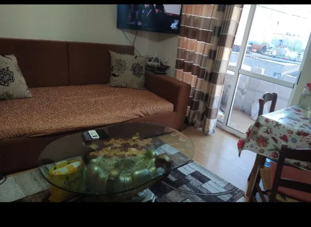 Tirane, shitet apartament 1+1+Ballkon Kati 2, 58 m² 93.000 € (rruga Bardhyl)