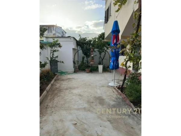 Tirane, shes Vile 3 Katshe Kati 2, 240 m² 380.000 € (JORDAN MISJA)