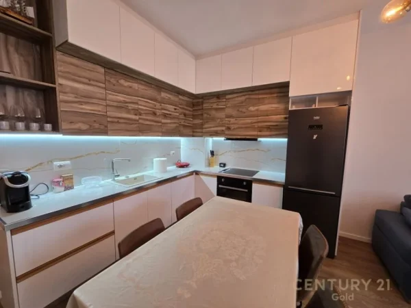 Tirane, shes apartament 2+1+Aneks+Ballkon Kati 9, 106 m² (KOMPLEKSI ASL)