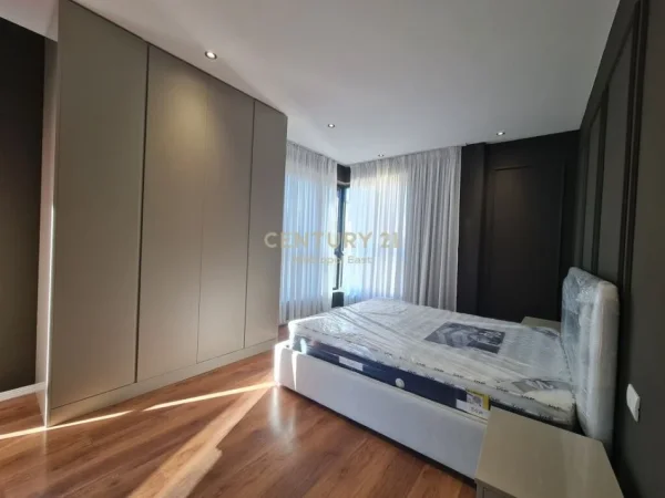 Tirane, jepet me qera apartament 2+1+Aneks+Ballkon Kati 2, 79 m² 780 € (Future Home Residence)