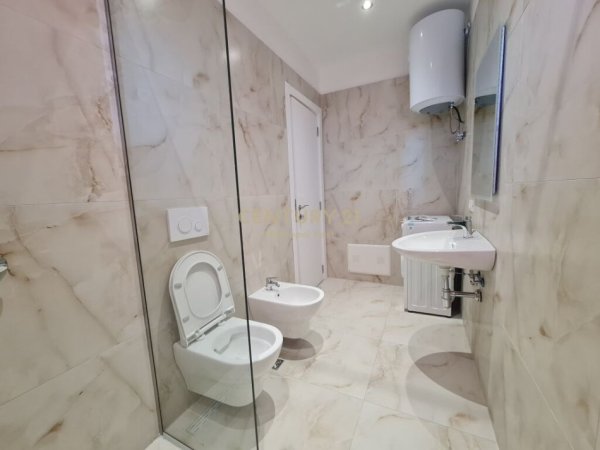 Tirane, jepet me qera apartament 2+1+Aneks+Ballkon Kati 2, 79 m² 780 € (Future Home Residence)