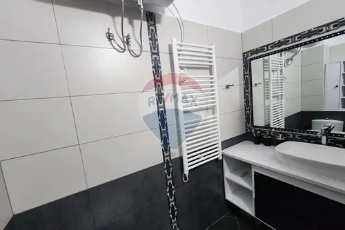 Tirane, jepet me qera 1+1 , 87 m² 600 € (Kodra e Diellit)
