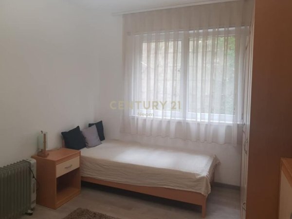 Tirane, jepet me qera apartament 2+1+Aneks+Ballkon , 114 m² 650 € (Kodra e Diellit 1)