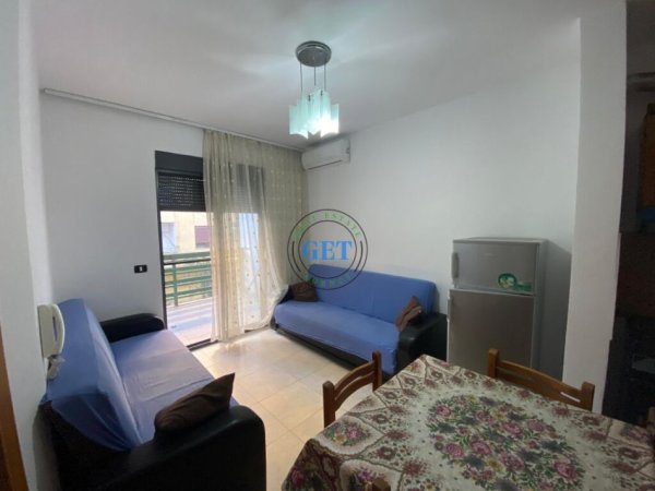 Durres, jepet me qera apartament 1+1 Kati 2, 55 m² 300 € (Plazh Iliria)