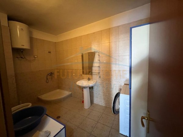 Tirane, jepet me qera apartament 1+1 Kati 6, 96 m² 450 € (Siri Kodra)