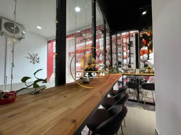 Shitet biznesi (lokal) tek Rruga e Dibrës!