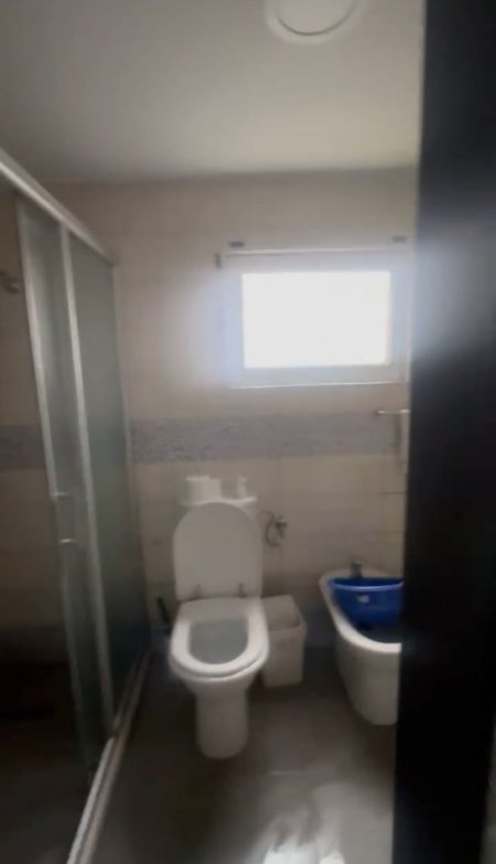 Tirane, jepet me qera apartament 1+1+Ballkon Kati 1, 60 m² 400 € (Vasil shanto , te shtepia e ofertave)