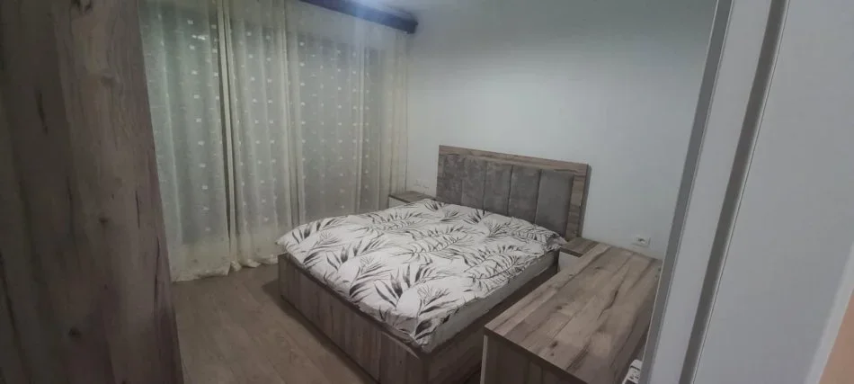 Tirane, jepet me qera apartament 1+1+Ballkon Kati 4, 73 m² 650 € (Kodra e Diellit)
