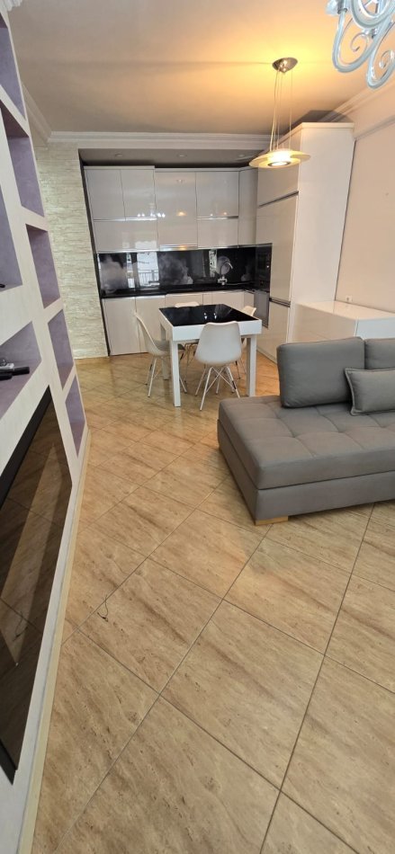 Tirane, jap me qera 1+1 Kati 4, 57 m² 135.000 € (Rr Ndre Mjeda!)