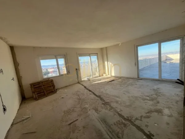 Tirane, shitet apartament 2+1+Ballkon Kati 4, 105 m² (Fresk)