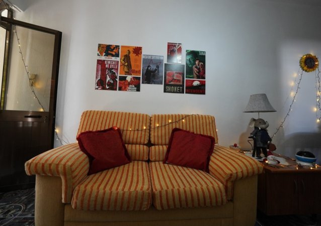 Tirane, jepet me qera Vile 1+1+Aneks Kati 1, 350 € (Rruga Albanopoli, pranë rrugës Jordan Misja)