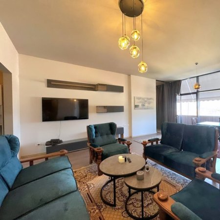 Tirane, shitet apartament 1+1 , 115 m² 186.000 € (Shkolla e Bashkuar)