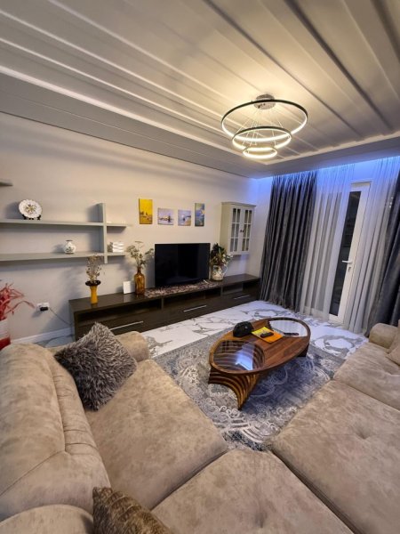 Tirane, jepet me qera apartament 2+1+Aneks+Ballkon Kati 5, 125 m² 1.200 € (Kompleksi Olimpic)