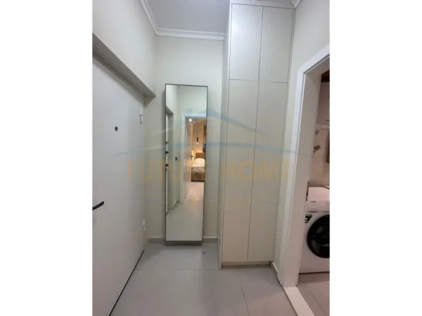 Tirane, jepet me qera garsonier 1+1 Kati 0, 30 m² 600 € (Shallvaret)