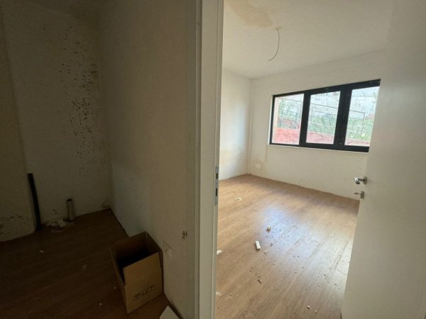 Tirane, shitet apartament 1+1 , 80 m² 119.000 € (Kopshti Botanik)