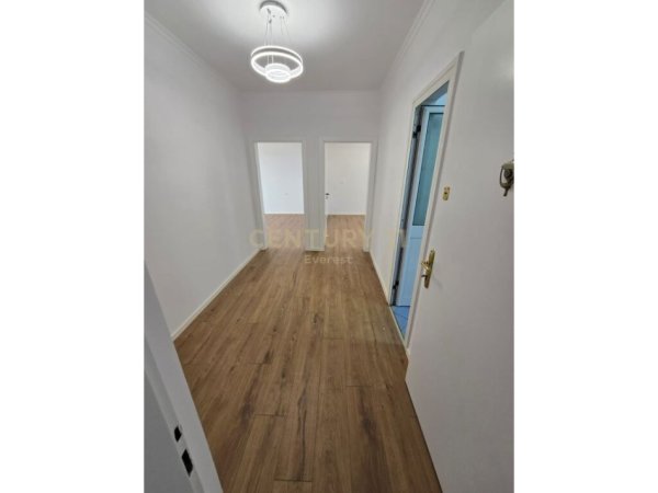 Tirane, shitet apartament Kati 5, 52 m² 79.000 € (Ali Dem, Tirane.)