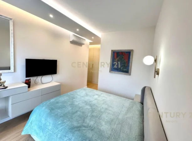 Tirane, shitet 3+1 Kati 2, 125 m² 320.000 € (Liqeni I Thate)