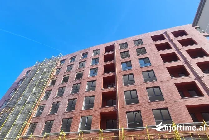 Tirane, shes ambjent biznesi Kati 2, 200 m² 350.000 € (SPAK-Gjykata Penale Tirane)